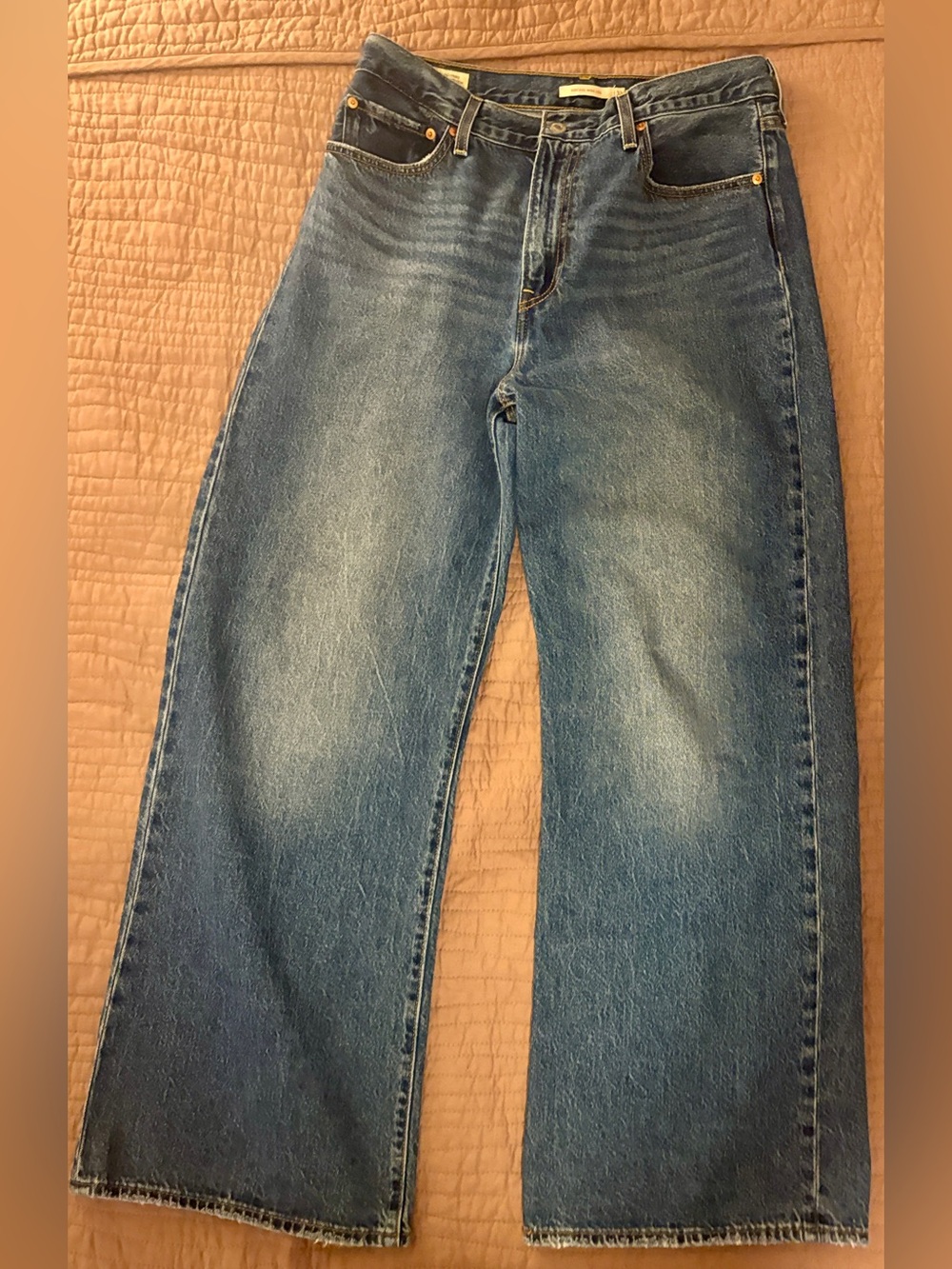 LEVI’S PREMIUM RIBCAGE WIDE LEG WOMEN'S JEANS - worn one time